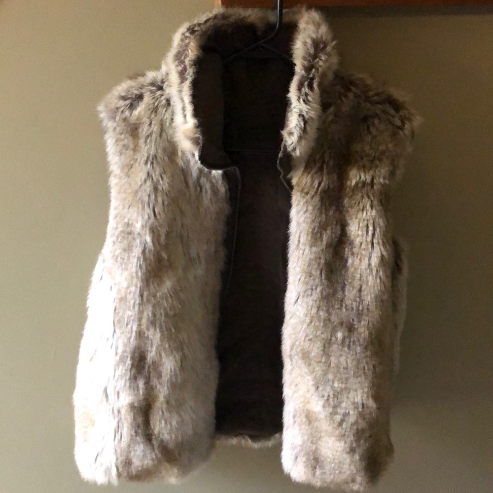 Faux fur reversible vest - like new!